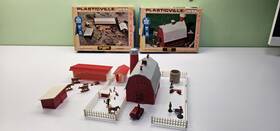 2612-100 Plasticville Vintage Ho Scale Farm Animals Buildings And Barn. Slot Car Or Train