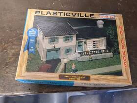 2901-198 Plasticville 2620-100 Vintage Ho Scale Split Level House Empty Cardboard Box