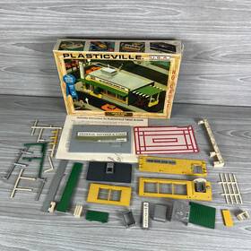 2904-198 Plasticville Ho Scale Drive In Bank Philadelphia National Used Kit