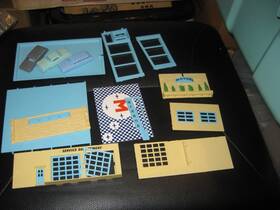 2907-198 Plasticville Usa #2907 New Car Showroom Ho Scale-light Blue Roof/white Walls