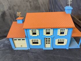45305 Plasticville Bachmann-plasticville Usa Two Story House O Scale - Prebuilt By Bachmann