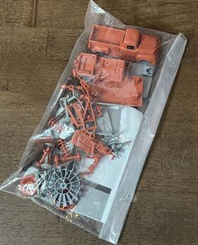 45603 Plasticville Bachmann O Scale Windmill With Farm Machinery Complete Kit