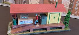 45977 Plasticville O Scale Custom Built Railroad Scene Loading Platform Building 027 4 Lionel