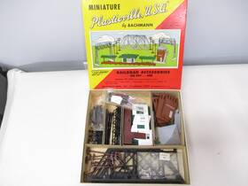 497-498 Plasticville Ho Railroad Accy Set Boxed Gauge X7848