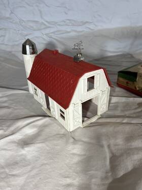 Pv070324-07 Plasticville Bachmann 0/s Scale Barn Kit #bn-1 White/red Used