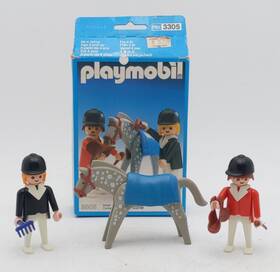 3305 Playmobil Equestrian Horse And Riders Ex/box