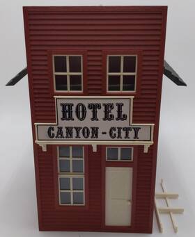 Pola 003261009245 924 G Hotel Canyon City Building Kit- Assembled Ex