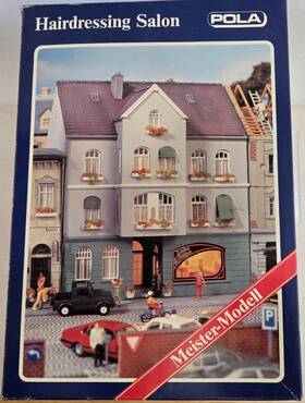 11188 Pola Ho Scale Kit Hairdressing Salon