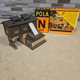 N251 Pola 8731 N Scale Rothhausen Trackside Building Built/painted Read