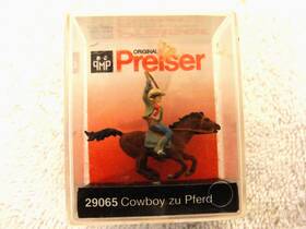 29065 Preiser Cowboy On Horseback - Ho Scale #29065 Nice Condition