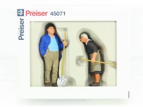 45071 Preiser G 1/22.5 Scale Farmer Man And Woman Figures 2-pack - Sealed