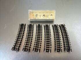 79126 Preiser N Scale 1 160 Figures Standing Passengers #79126. Curved Track 6 #2521