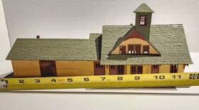 4513 Quick O Scale Building