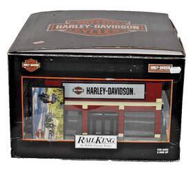 30-90111 Rail King O Scale Harley Davidson Dealership Billboard 3 Bikes Light Up
