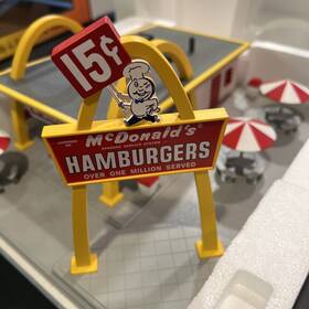 30-9034 Rail King O Scale Original Mcdonalds Restaurant