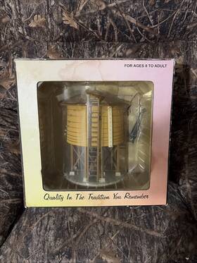 30-11028 Rail King Mth By Electric Trains O Scale Water Tower In Original Box