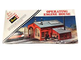 H-995 Revell Ho Scale Operating Engine House Kit Vintage 1976 Open Box