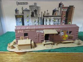 T-9032 Revell 149 Vintage 1960 Ho Gauge Shanty Train Car Built