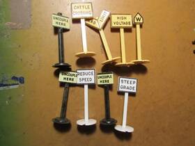 Ho-2000-104-45-c Scale Signs.com Railroad Ho O Gauge Street Posts 9