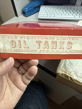 K-112b Scale Structures Ho Oil Tanks Kit Never Used Complete