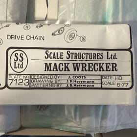 7123 Scale Structures Ltd. Original Sealed Packs Ho Mack Wrecker No