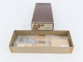 4811-0 Sequoia O Scale Sand House And Bucket Crane Scenery Kit
