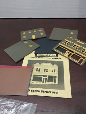 699-6005 Smalltown Usa Ho Dime Store With Offices Kit