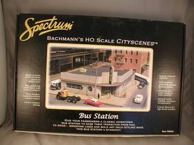 88005 Spectrum Bachman Ho Scale Bus Station. Cityscenes Kit #88005 88005 Spectrum Bachman Ho Scale Bus Station. Cityscenes Kit #88005