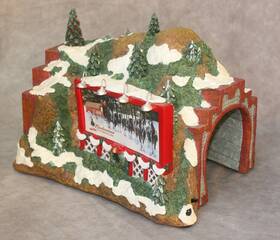 A1477 The Bradford Exchange Hawthorne Village Train Tunnel With Lighted Budweiser Sign