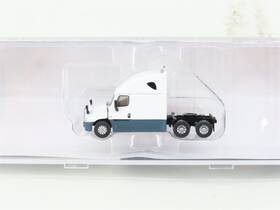 Trainworx 42542 N Scale Freightliner Cascadia Raised Roof Semi Truck