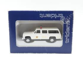 90348 Trident Chevrolet Suburban Crime Scene Search - Ho Scale Model Railroad Vehicle 90348 Trident Chevrolet Suburban Crime Scene Search - Ho Scale Model Railroad Vehicle