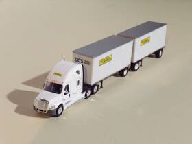 Sp723 Truck N Stuff Ho Trucks Ftn J. B. Hunt Freightliner Cascadia Tractor And Two 28ft Trailers