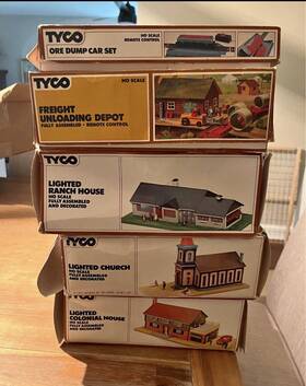 2800-485 Tyco Vintage And Plasticville Ho Scale Building Lot With Original Boxes Complete