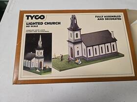 Tyco 941 700 Ho Scale Lighted Church Used In Box