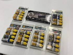 71605 Vallejo 1x Model Air Set -and 6x Paint Sets - Free Ship