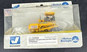 21652 Viessmann Ho Scale Demag Top Coat Street Finisher With Led Lighting L/n