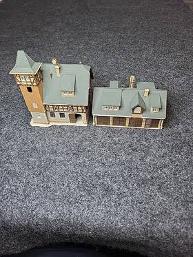 20990 Vollmer 21072/ 21072 N Scale German Fire Station/ Brigade Garage Assembled