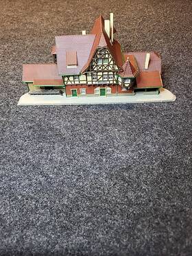 22851 Vollmer Neuffen Train Station Fully Built Up N Scale 1 160 Excellent 22851 Vollmer Neuffen Train Station Fully Built Up N Scale 1 160 Excellent