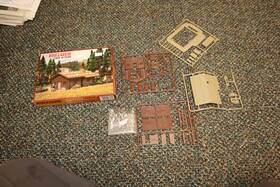 3708 Vollmer # Ho Unbuilt Model Kit Lodge Log Cabin For Train Layouts