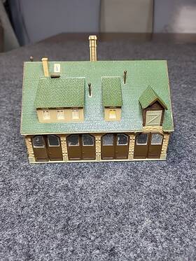 43753 Vollmer Ho Fire Station Garage Fully Assembled