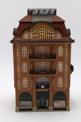 43770 Vollmer Ho Coffee House Building Kit - Assembled Ex
