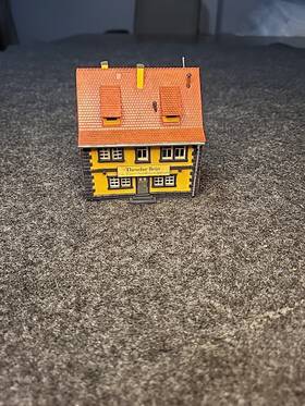 47647 Vollmer N Scale # Plumbing Shop Theodor Bein Fully Assembled