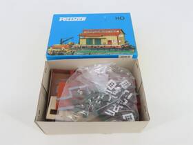 5701b Vollmer Ho 1/87 Scale Plastic Kit Freight Station With Loading Ramp