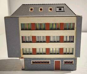 7728 Vollmer N Scale Toys Store Building