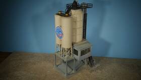 39804 Walthers Ho Scale Cement Plant Weathered And Detailed