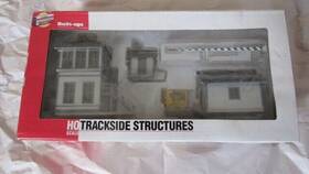 933-2810 Walthers 616374019304 Ho Scale Trackside Structures