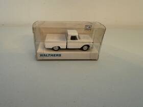 933-1210 Walthers Ho White 1966 Ford F-100 Pickup Truck Copyright 1999