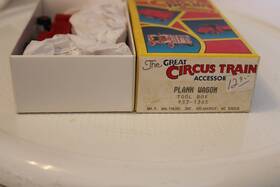 933-1365 Walthers Ho Scale Plank Wagon For Circus. #933-1365 Built