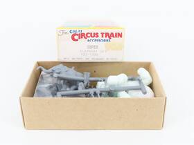933-1380 Walthers Ho Scale Great Circus Train Super Elephant Figure Set