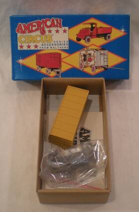 933-1389 Walthers Ho American Circus Equipment Wagon Kit